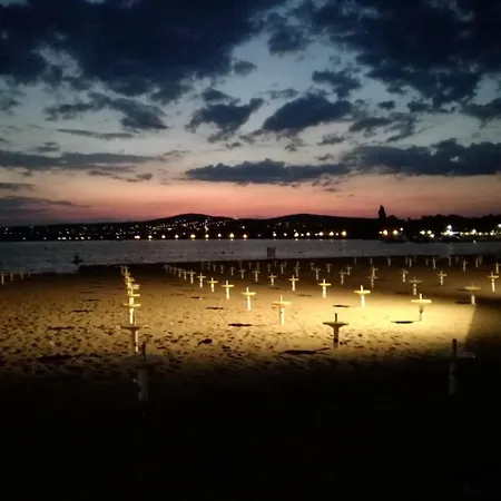 Tóparti Wellness Apartman Delux * Velence